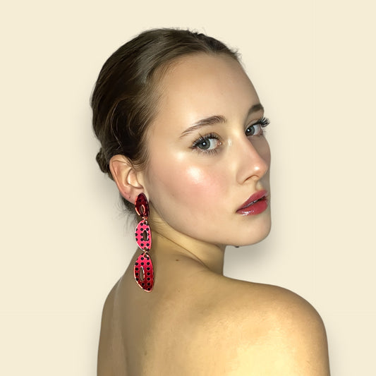 PENDIENTES LARGOS PARA PELO CORTO ROJOS DE LUNARES
